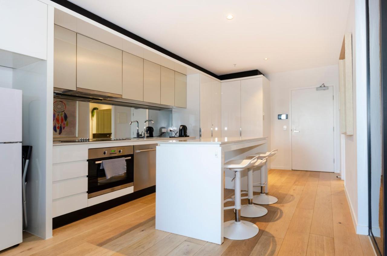 2Br Cbd Pad, City Views, Free Parking, Pool, Gym Melbourne Exterior foto
